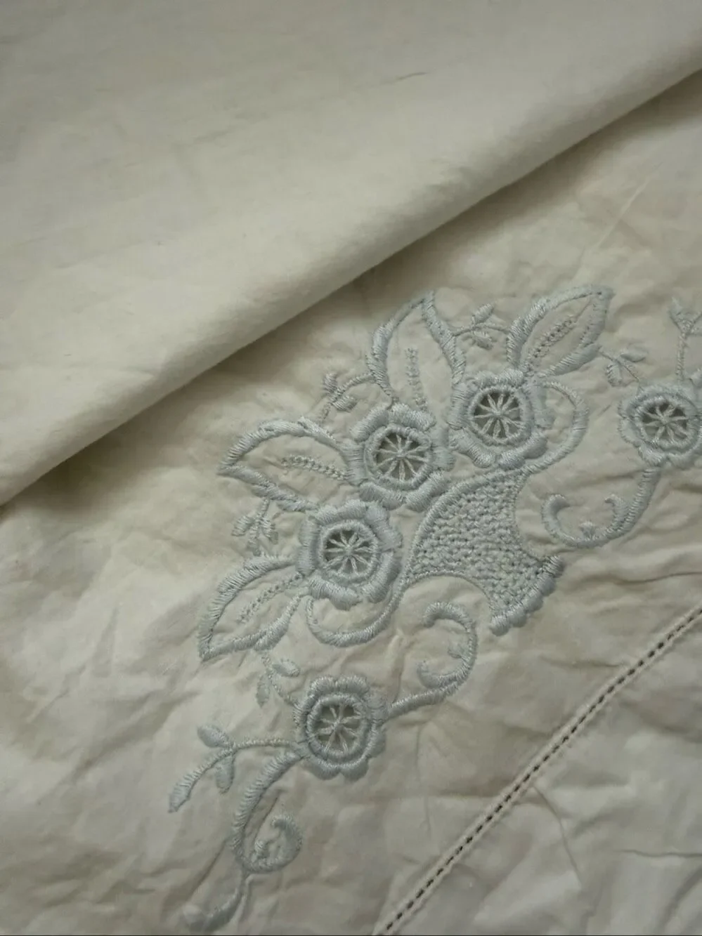 3 Vintage Queen Size Pillowcases Blue Embroidered Hemstitch